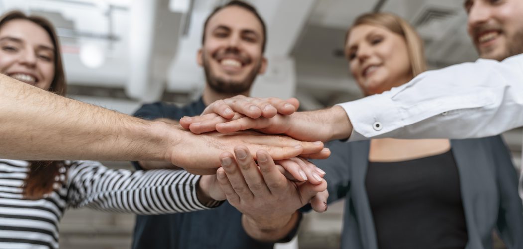 termas-sao-jorge-empresa-colaboradores-maos